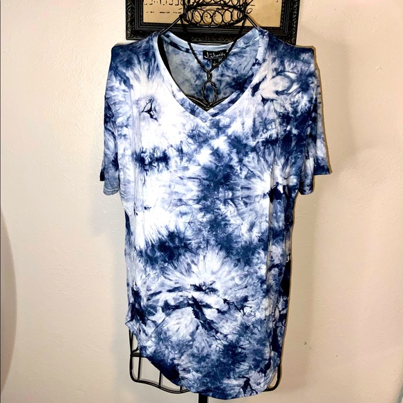 J for Justify Tops - 🐶 5 For$20 J for Justify Size L